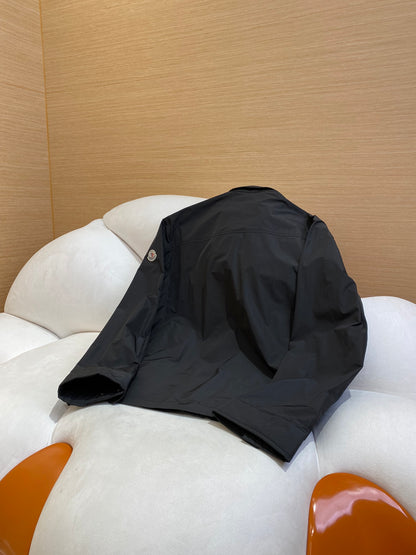 체인2호 / MONCLER 입마개 로고 코트