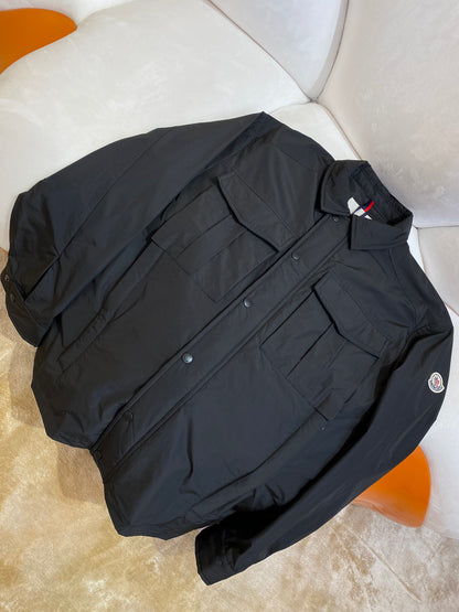 체인2호 / MONCLER 입마개 로고 코트