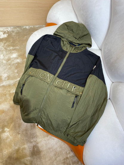 체인2호 / MONCLER 입마개 로고 후드 코트
