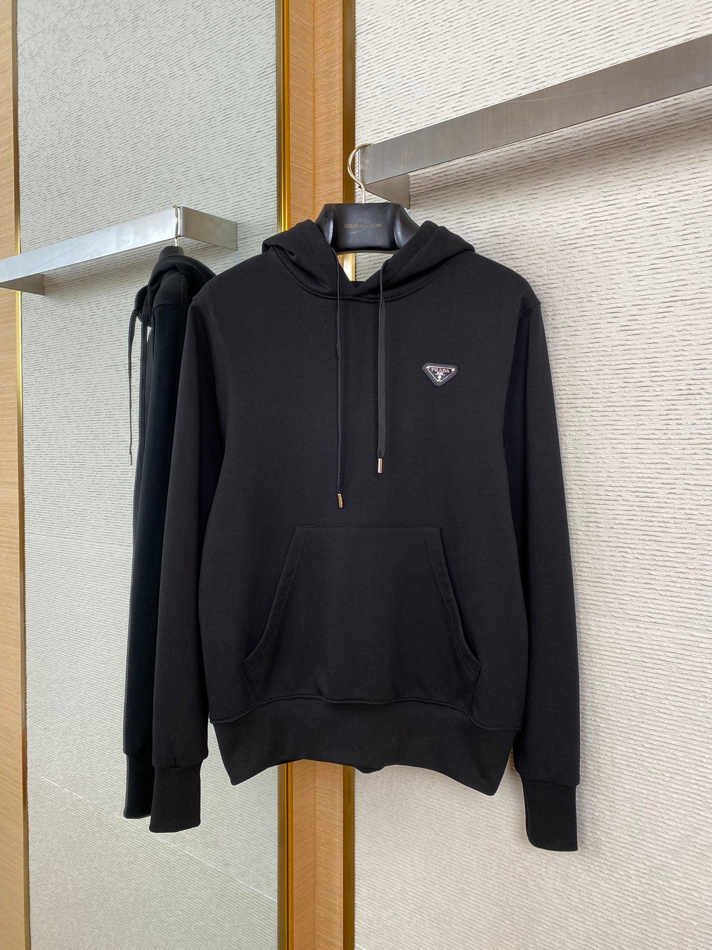 체인2호 / PRADA 프라다 삼각 후드 후드