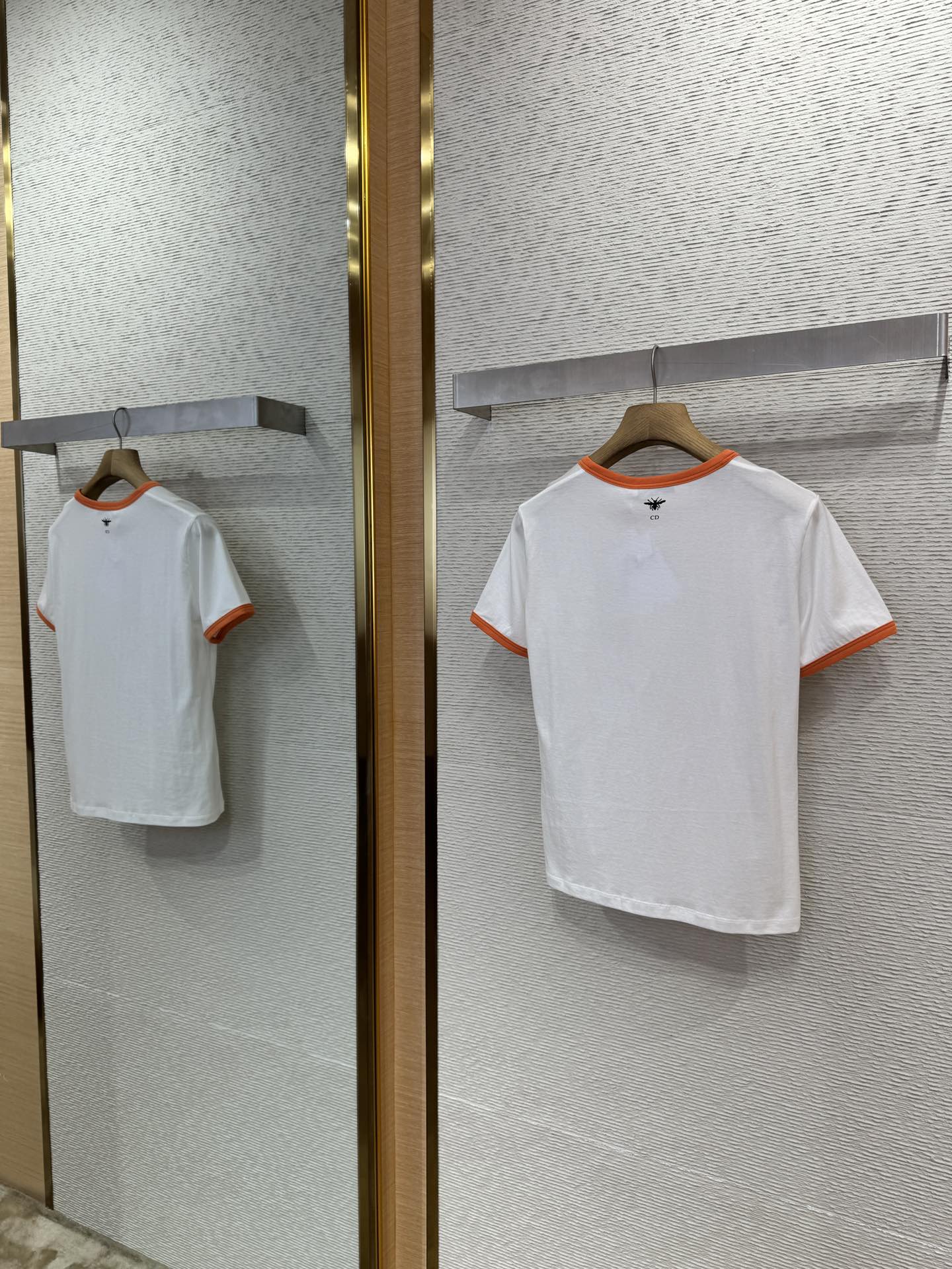 체인2호 / 디올 펜타포트 프린트 반팔 티셔츠