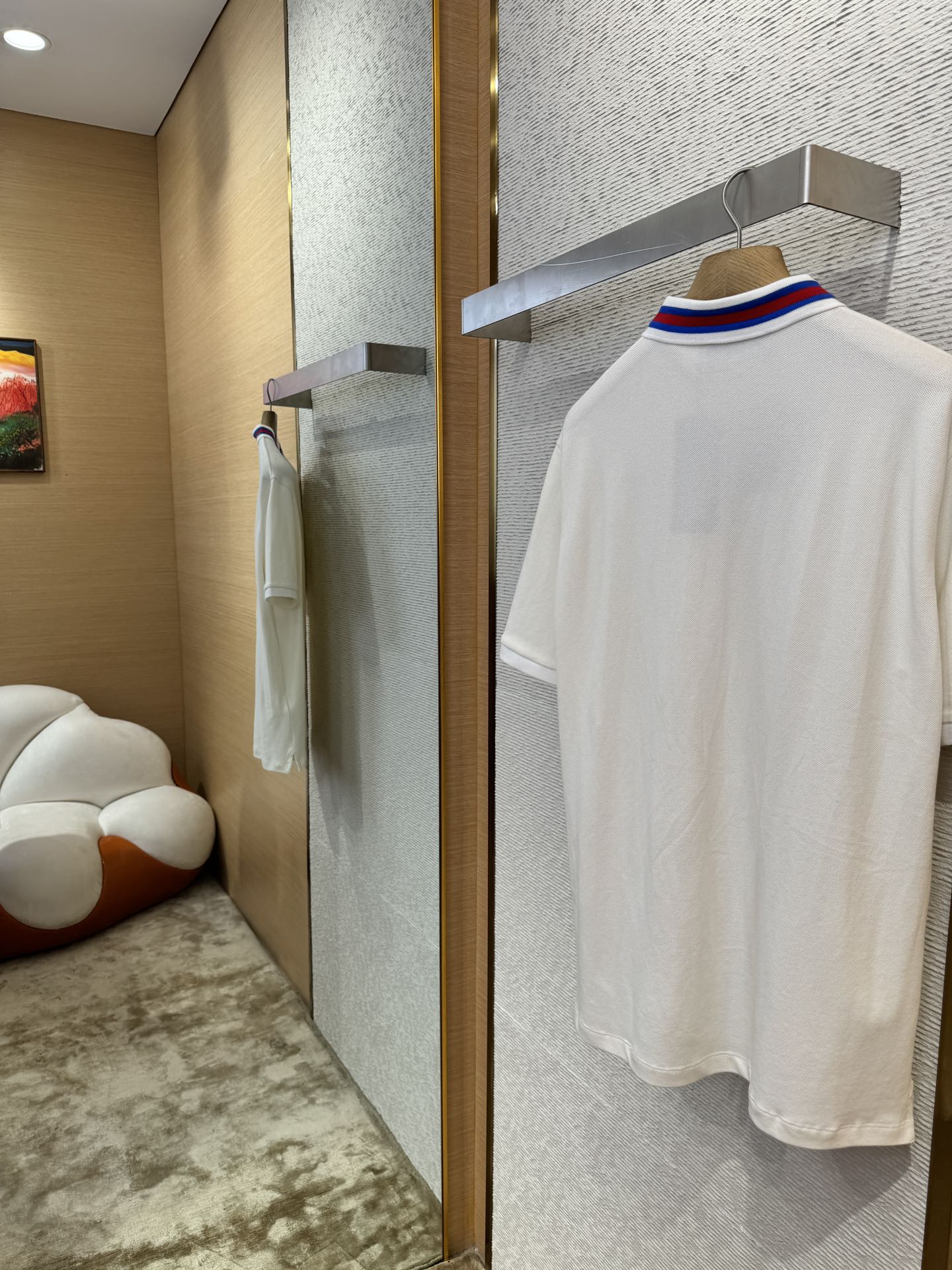 체인2호 / 구찌 장식 칼라 폴로 셔츠