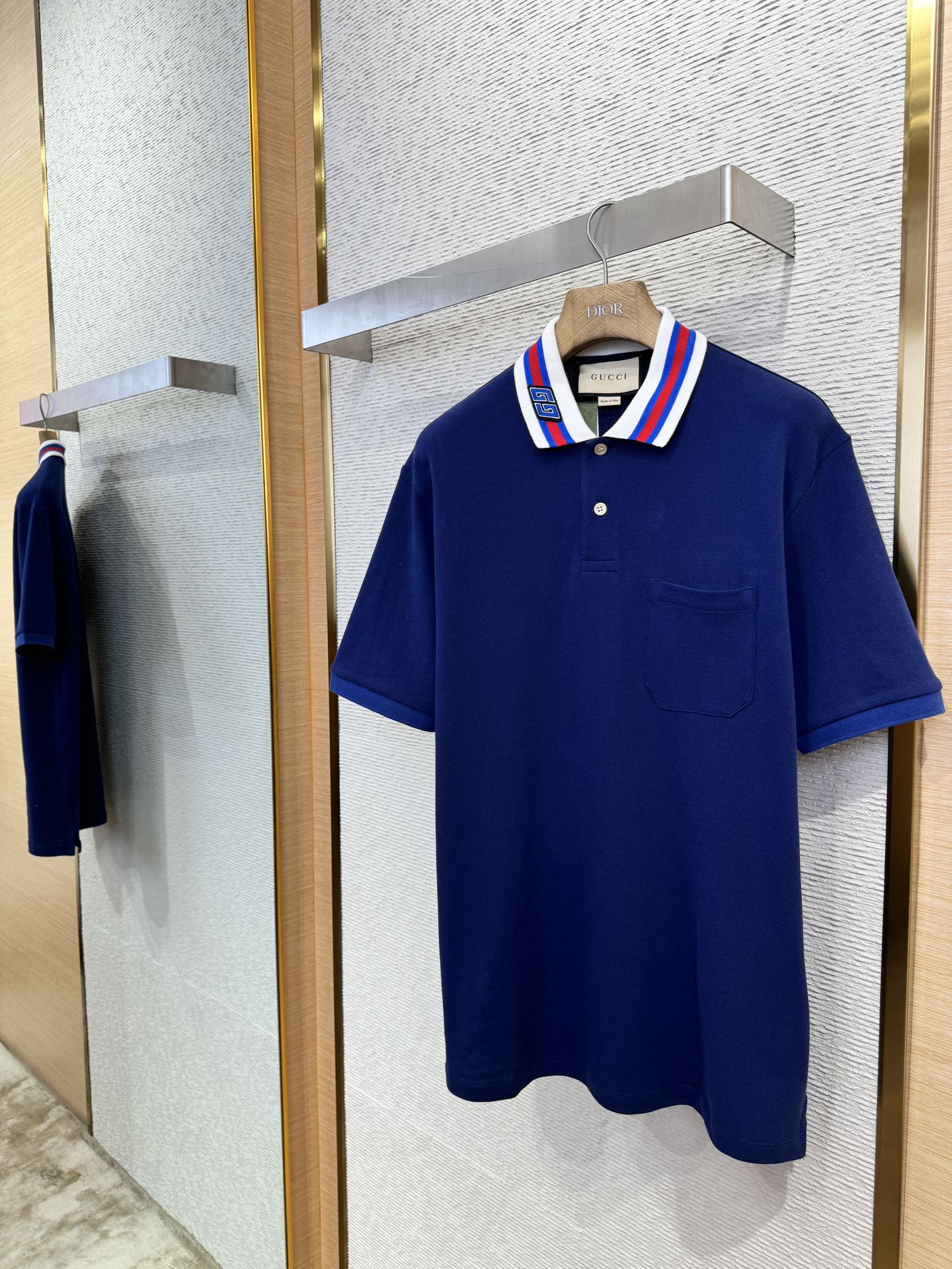 체인2호 /구찌 장식 칼라 폴로 셔츠