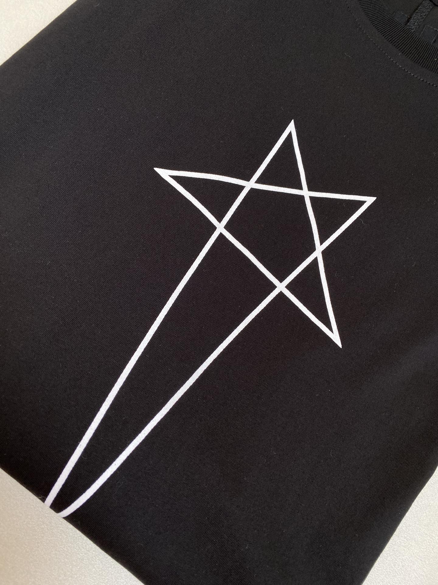 체인2호 /  Rick Owens 프린트 리본 조끼