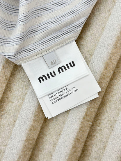 체인2호 / MIUMIU 24ss 자수 스트라이프 긴팔 셔츠
