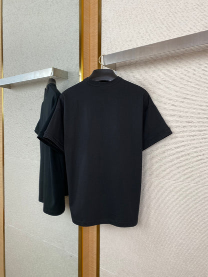 체인2호 / 디올 돌섬 자수 반팔 티셔츠