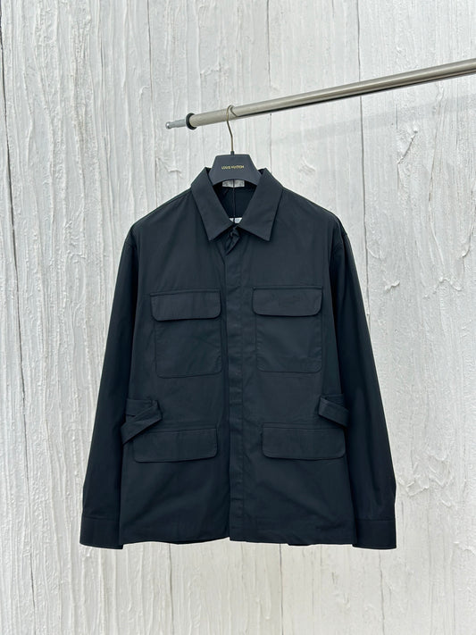 체인2호 / 디올 FW24 단색 터틀넥 싱글 스트랩 허리 재킷 셔츠 코트