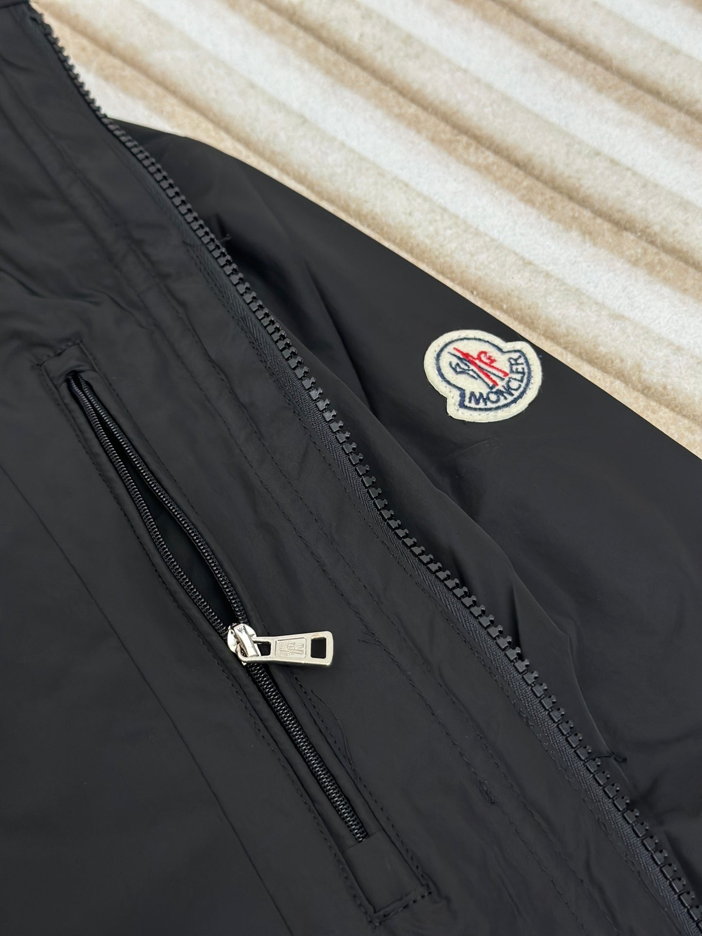 체인2호 /Moncler 24 신규 로고 코트