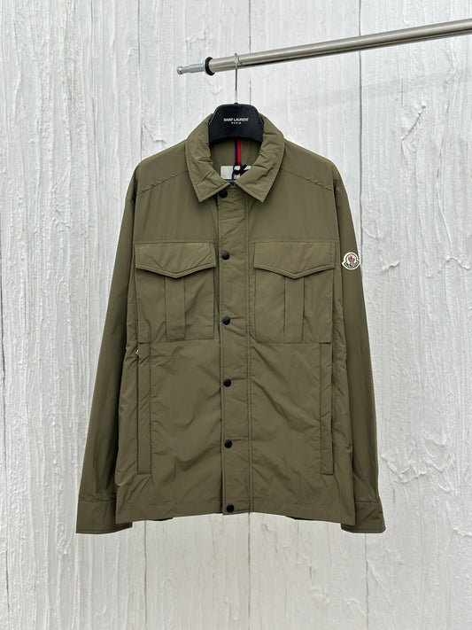체인2호 / Moncler 24 신규 로고 코트