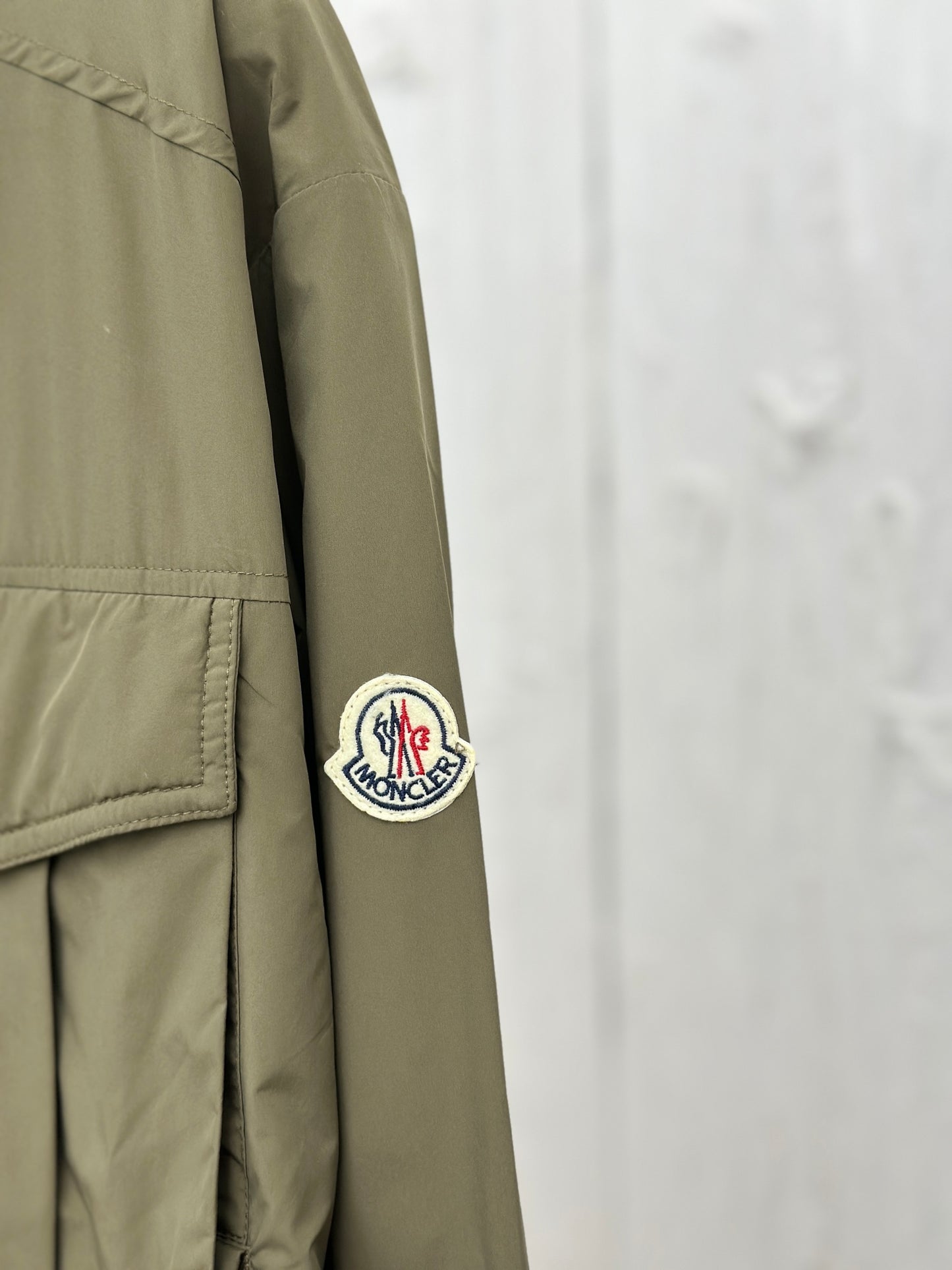 체인2호 / Moncler 24 신규 로고 코트