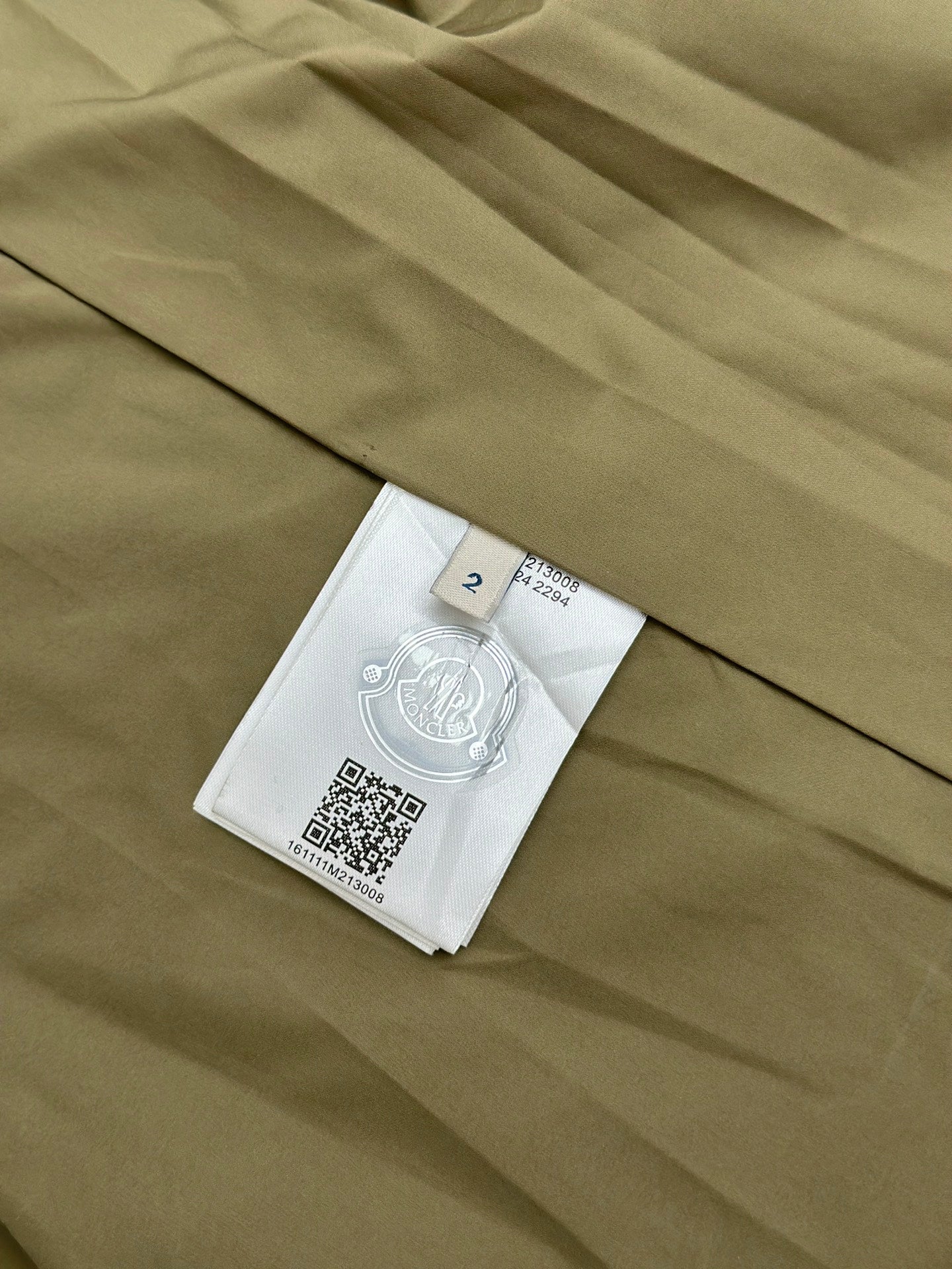 체인2호 / Moncler 24 신규 로고 코트