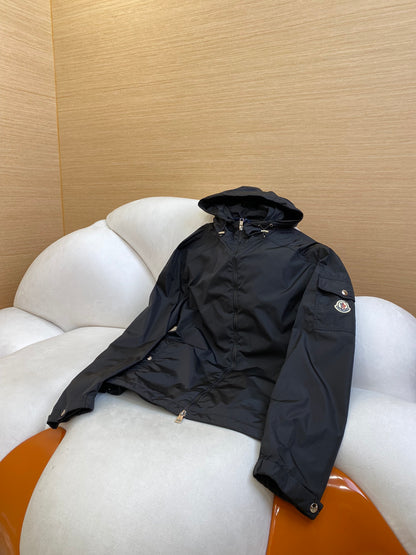 체인2호 / MONCLER  선캡 코트