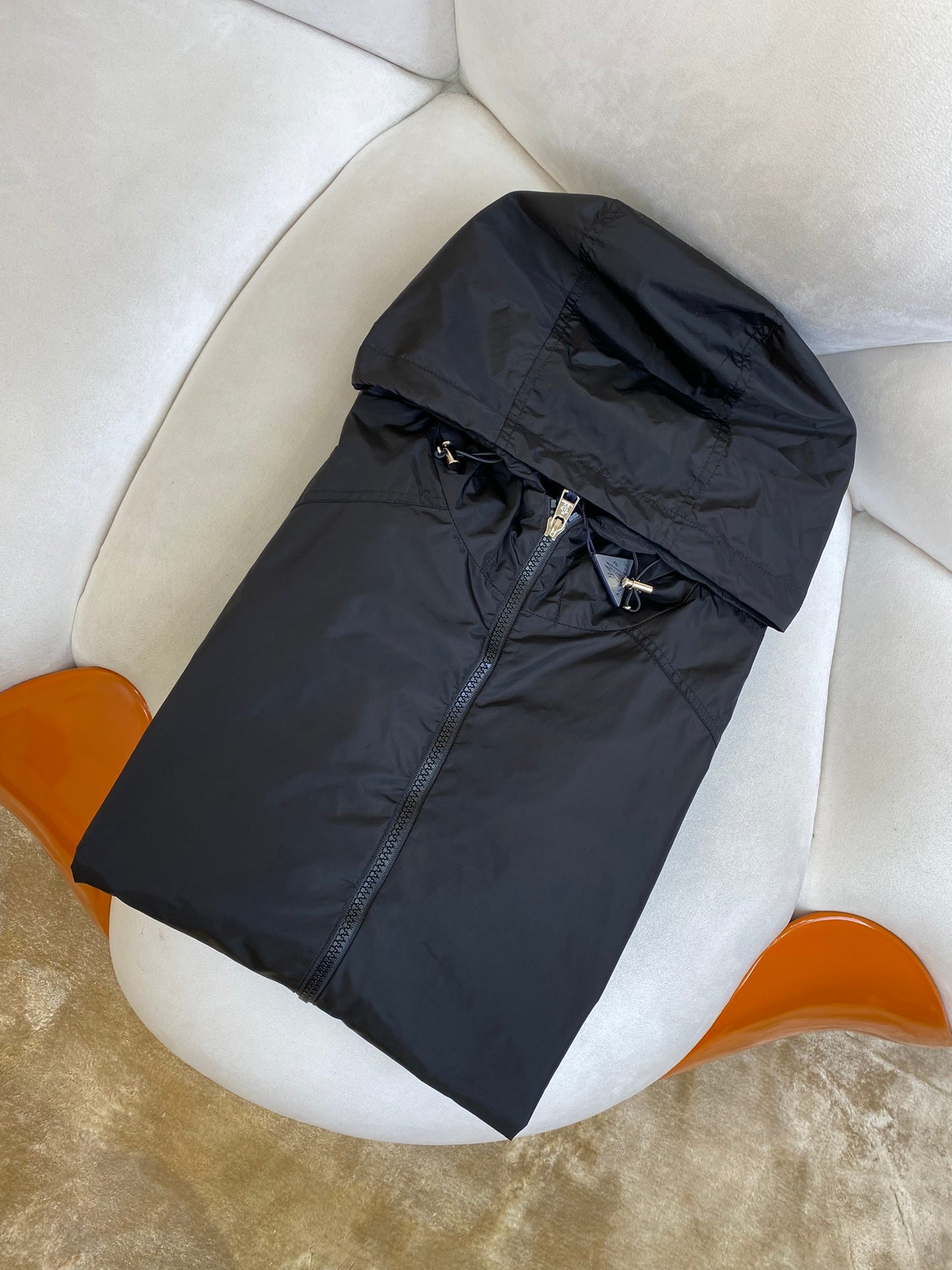 체인2호 / MONCLER  선캡 코트