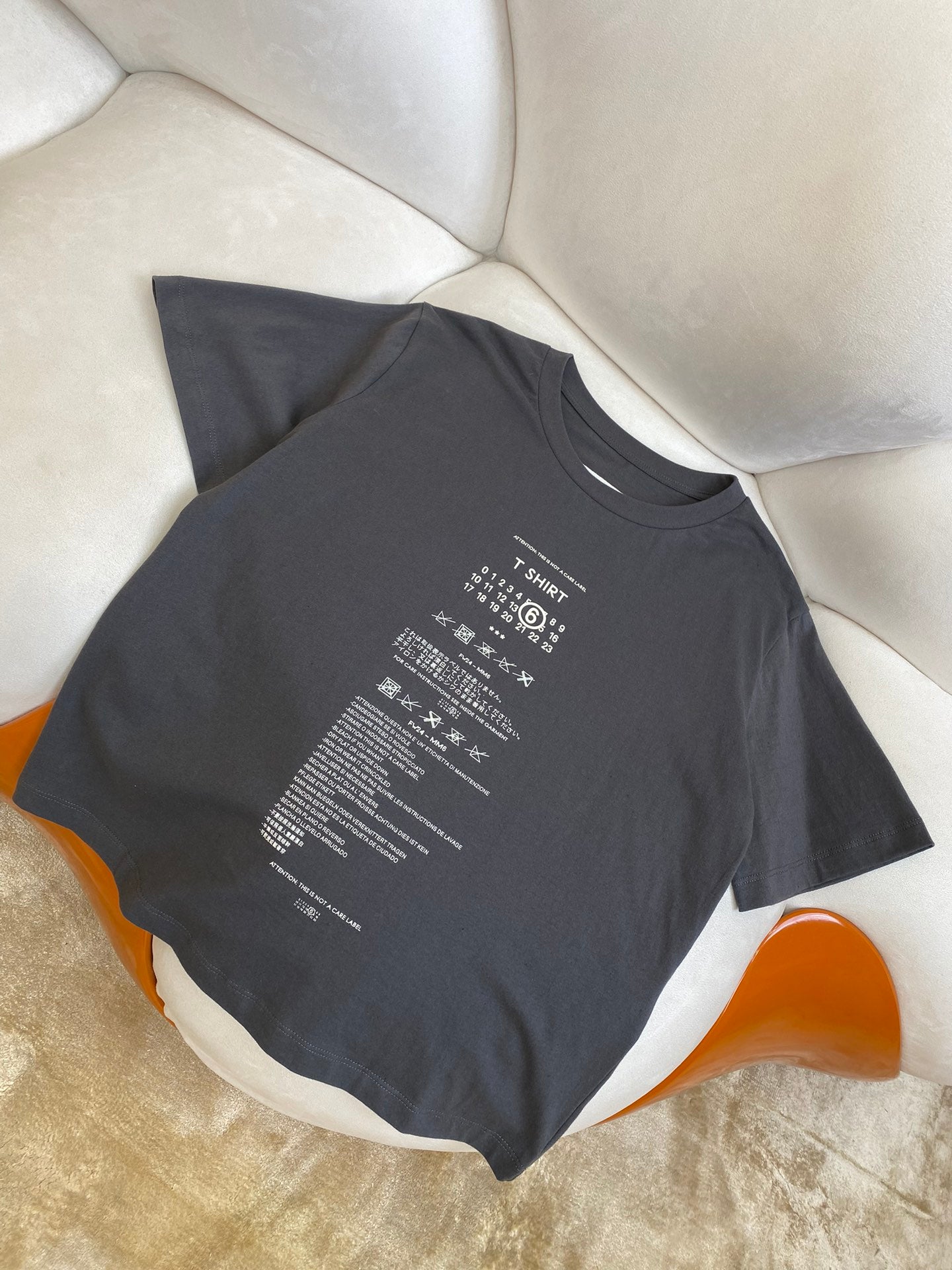 체인2호 /  Maison Margiela 프린트 반팔 티셔츠