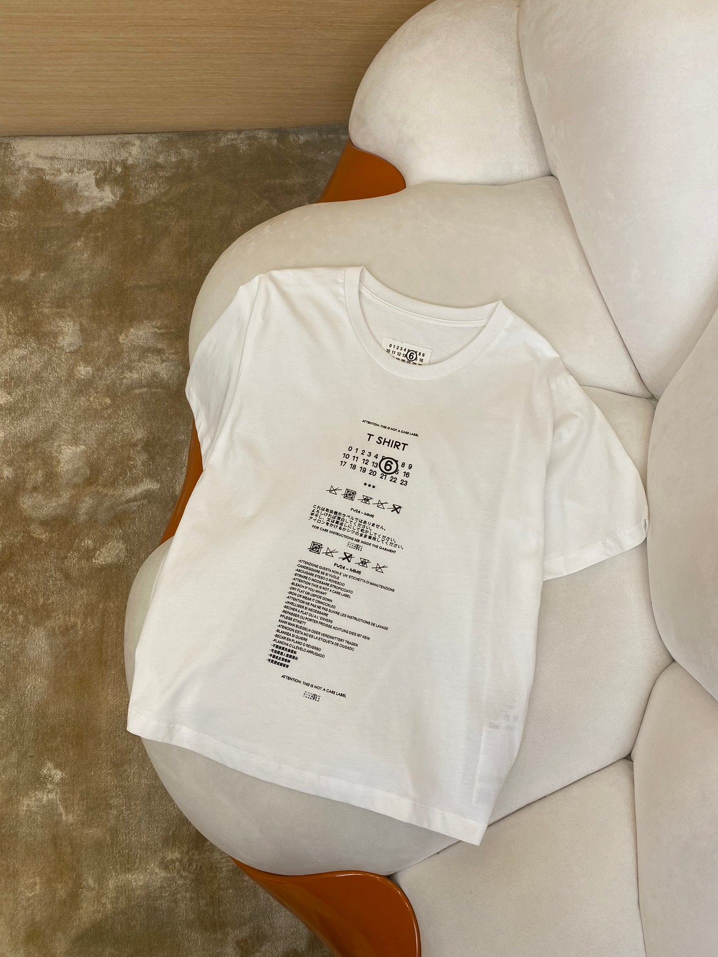 체인2호 / Maison Margiela 프린트 반팔 티셔츠