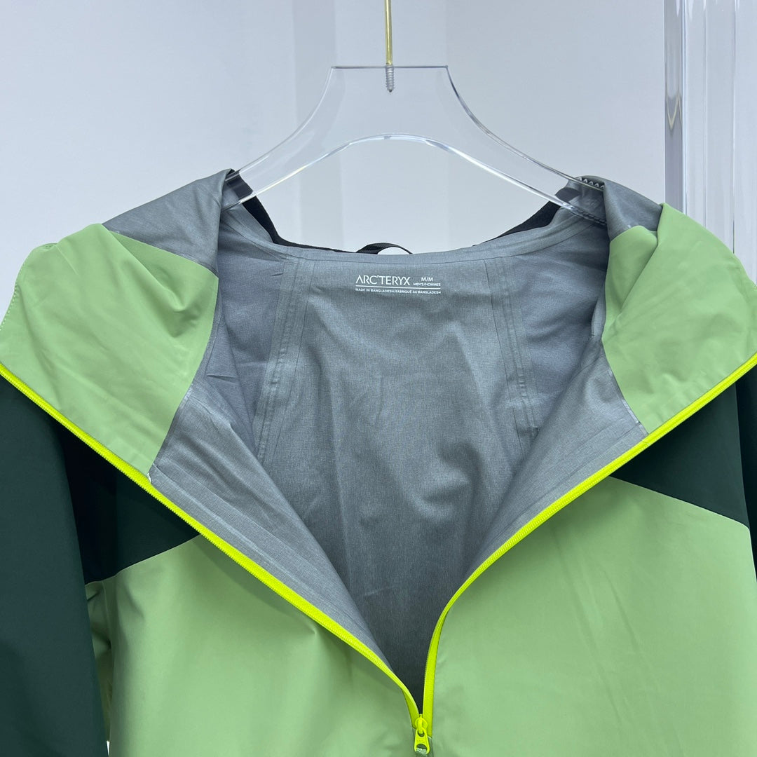 체인2호 / ARC'TERYX 반지퍼 최고급 전신 압착 방수 돌격복