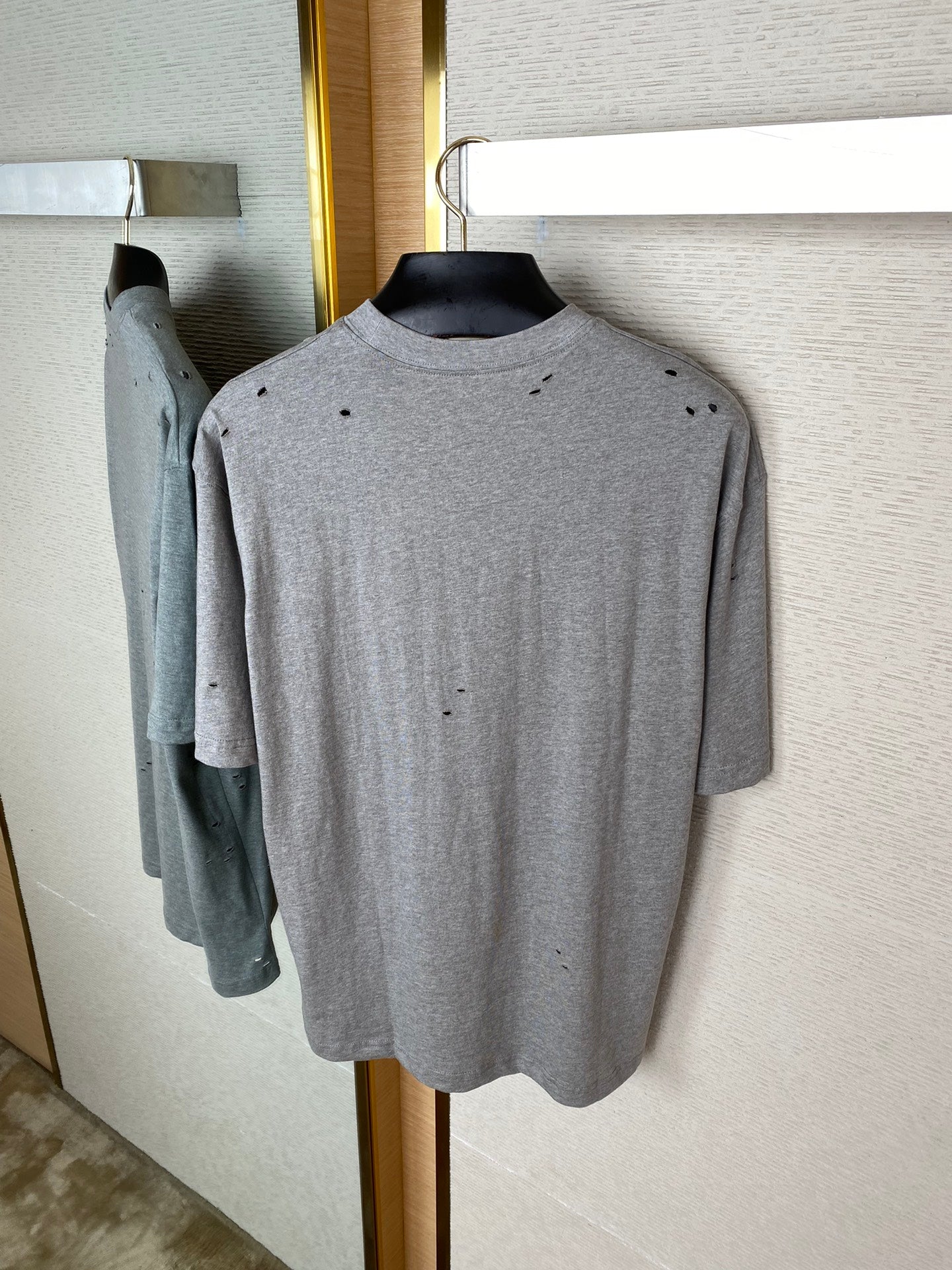 체인2호 / ACNE 프린트 반팔 티셔츠