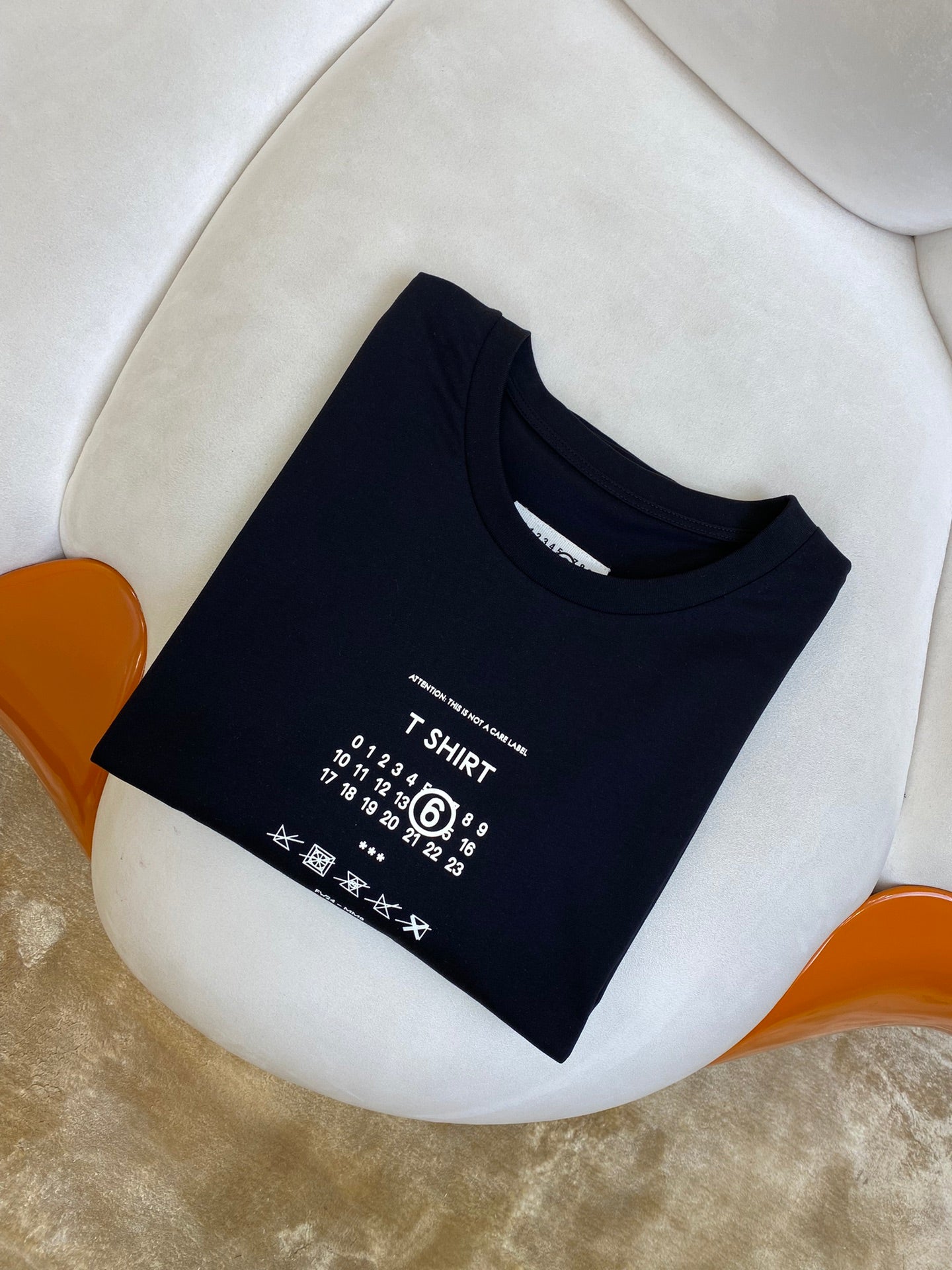 체인2호 /마젤라 프린트 반팔 티셔츠