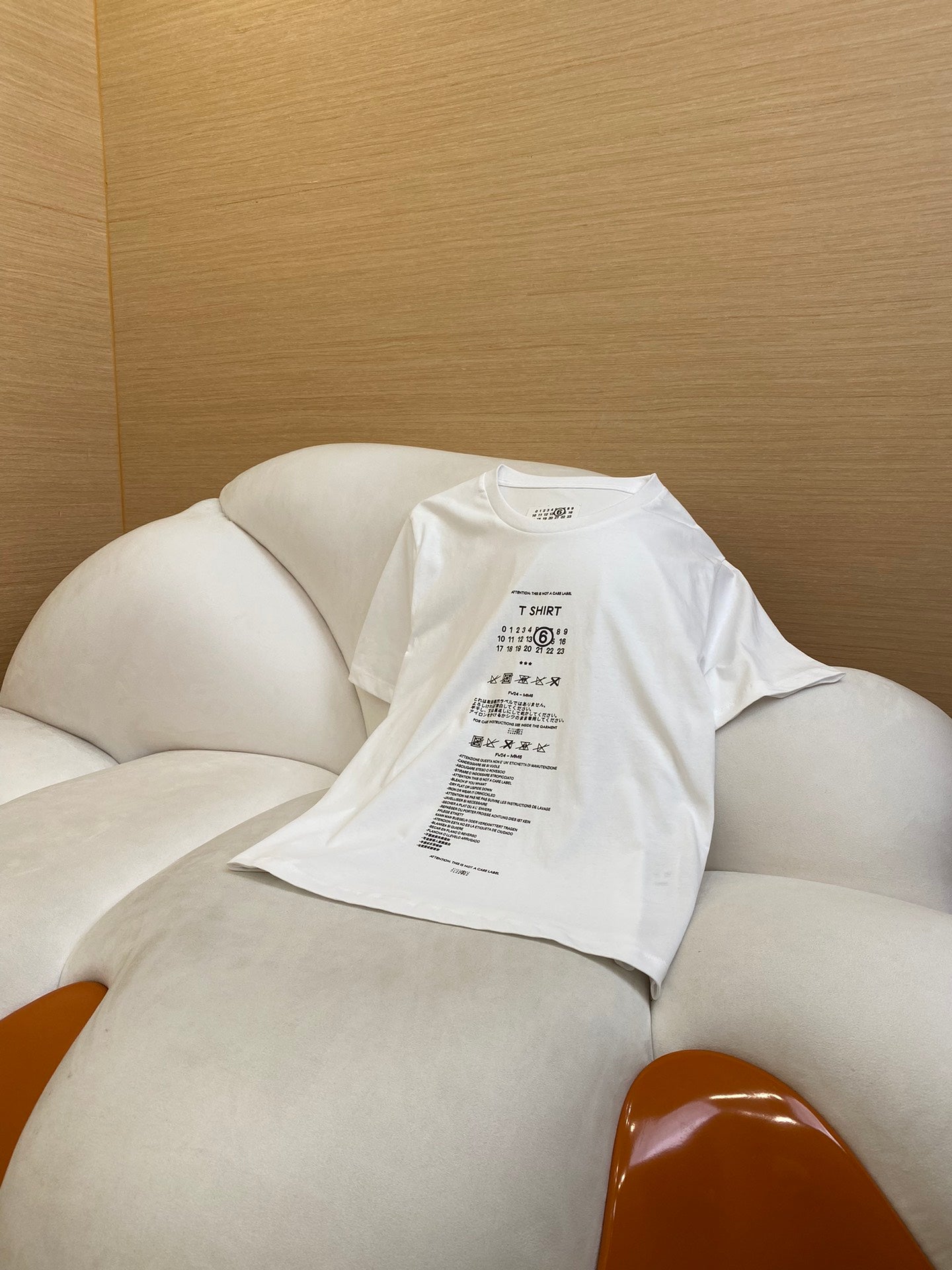 체인2호 /마젤라 프린트 반팔 티셔츠