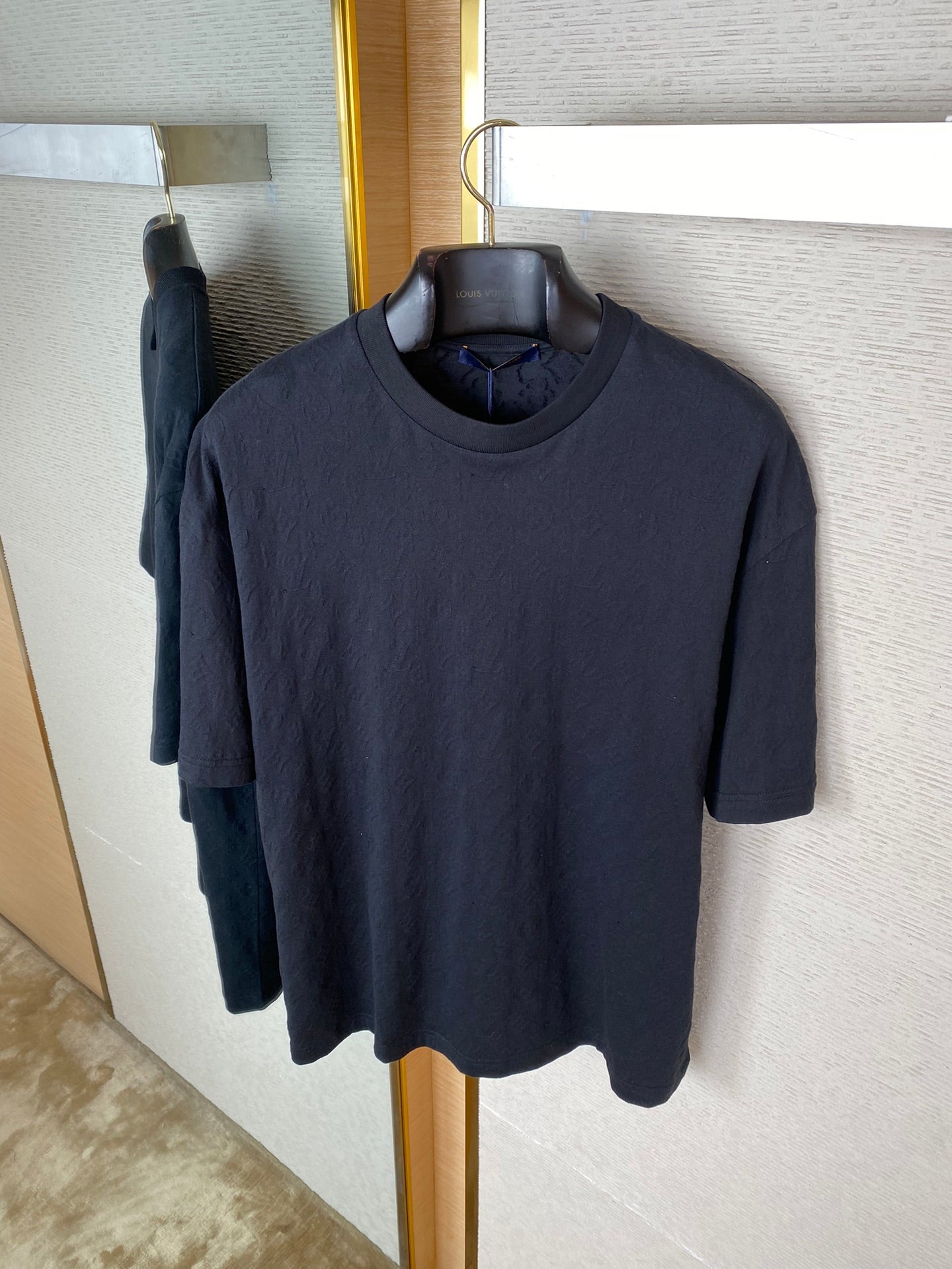 체인2호 /LV 다크 자카드 니트 반팔 티셔츠