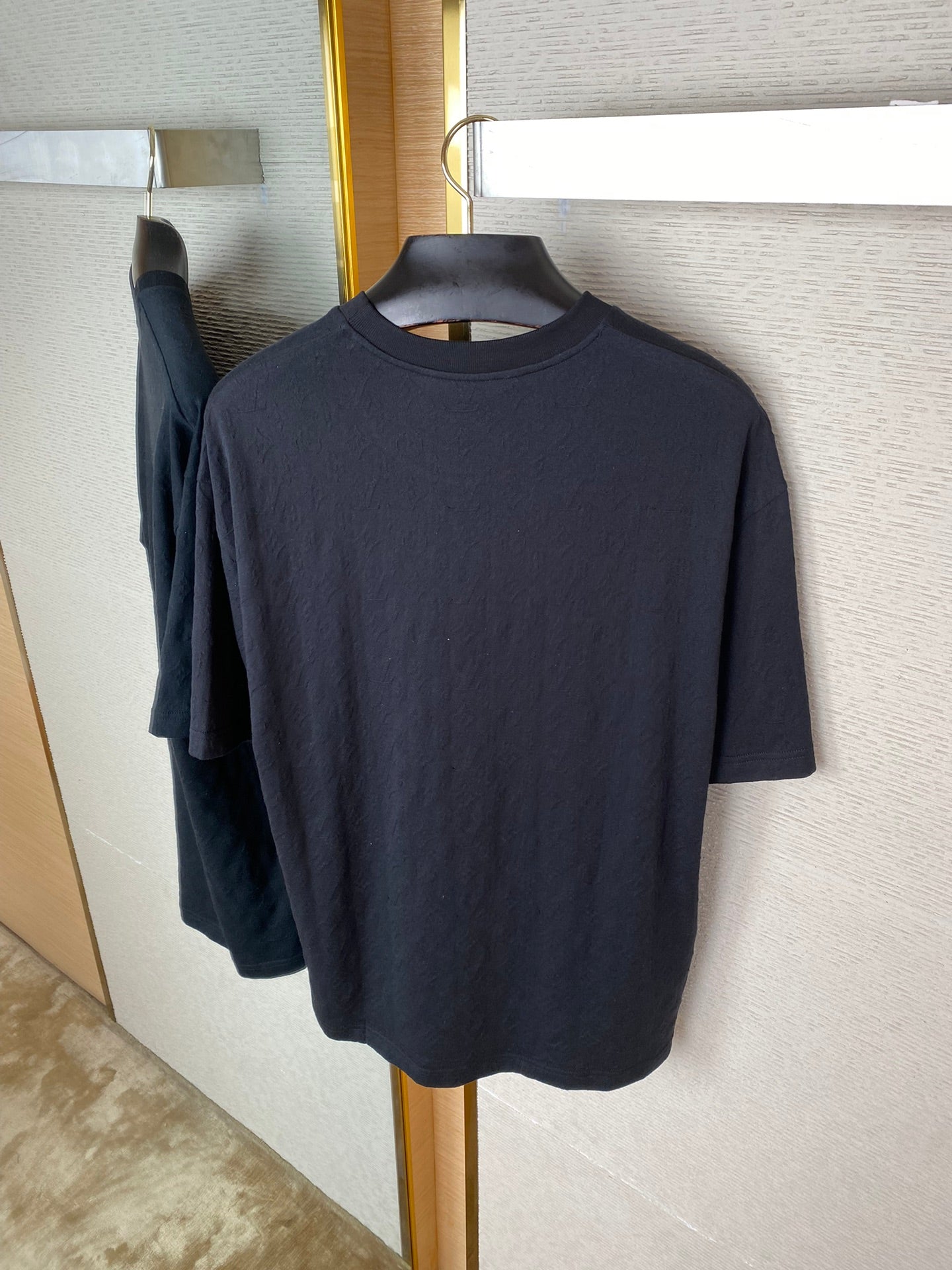 체인2호 /LV 다크 자카드 니트 반팔 티셔츠