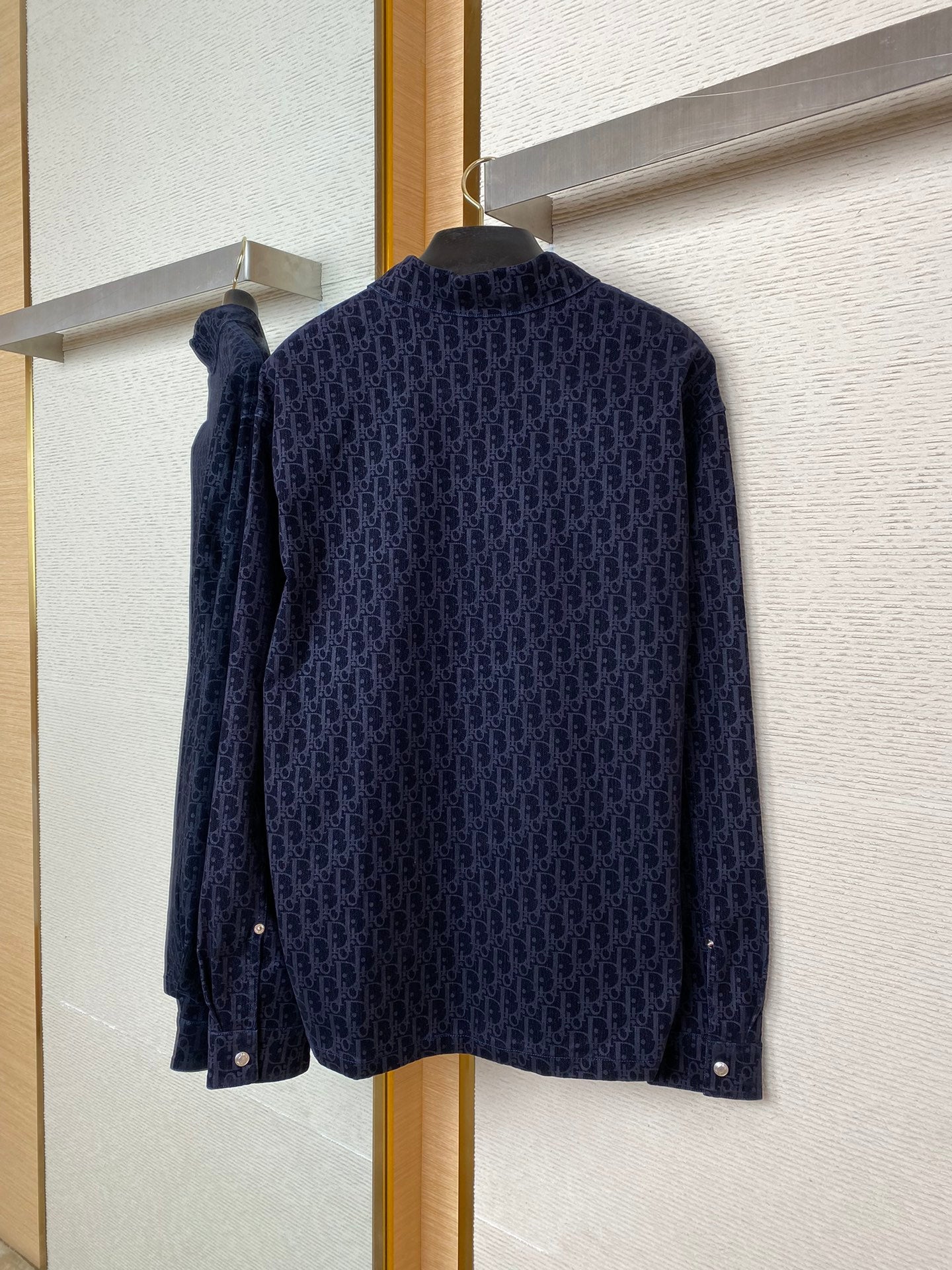 체인2호 /디올 엠보 데님 코트