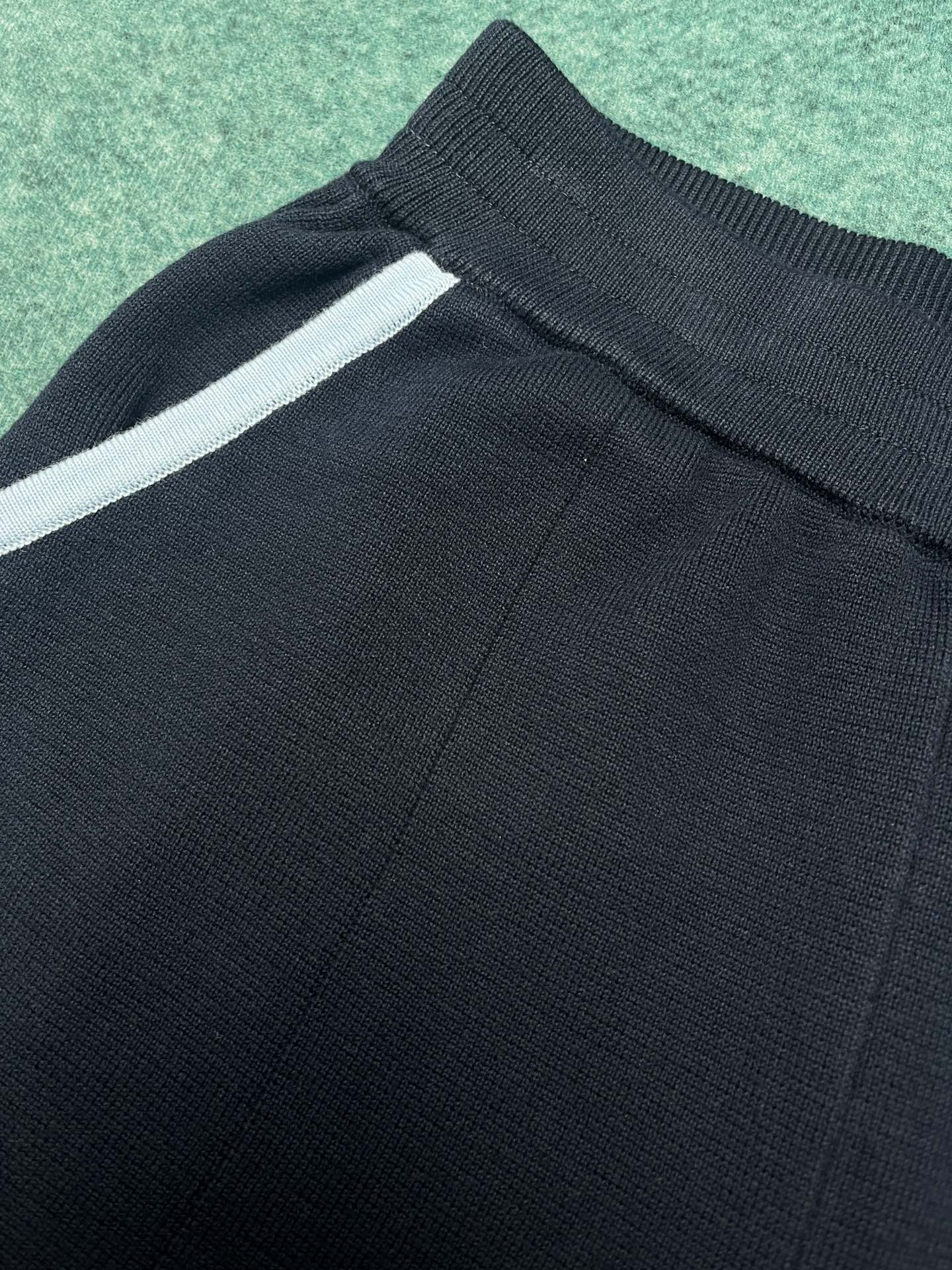 타일공장/루이비통 24ss 봄여름 신상 반바지 면 울 니트