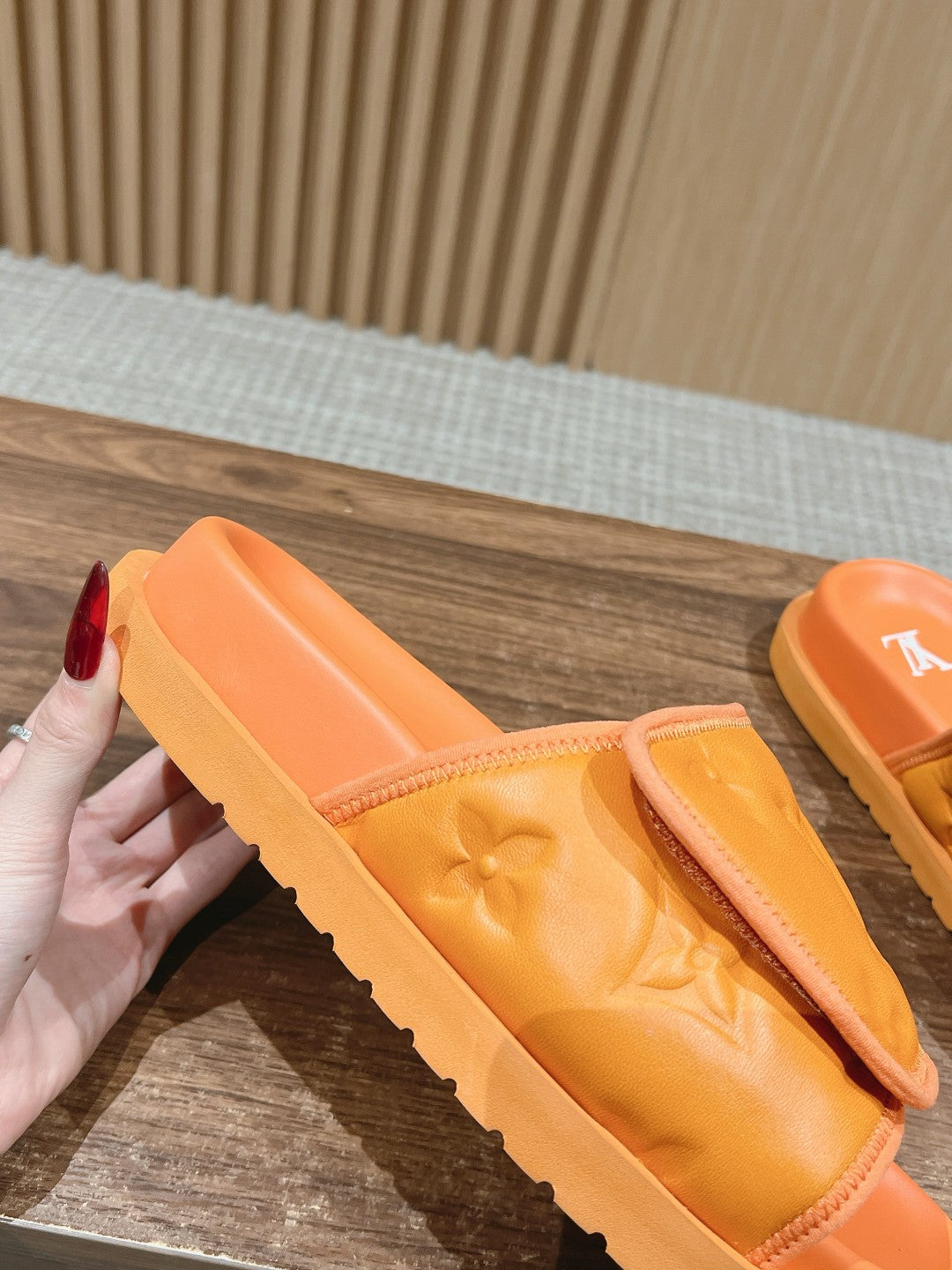 빙 셀러/루이비통 스티커 슬리퍼 캐주얼 비치 슬리퍼