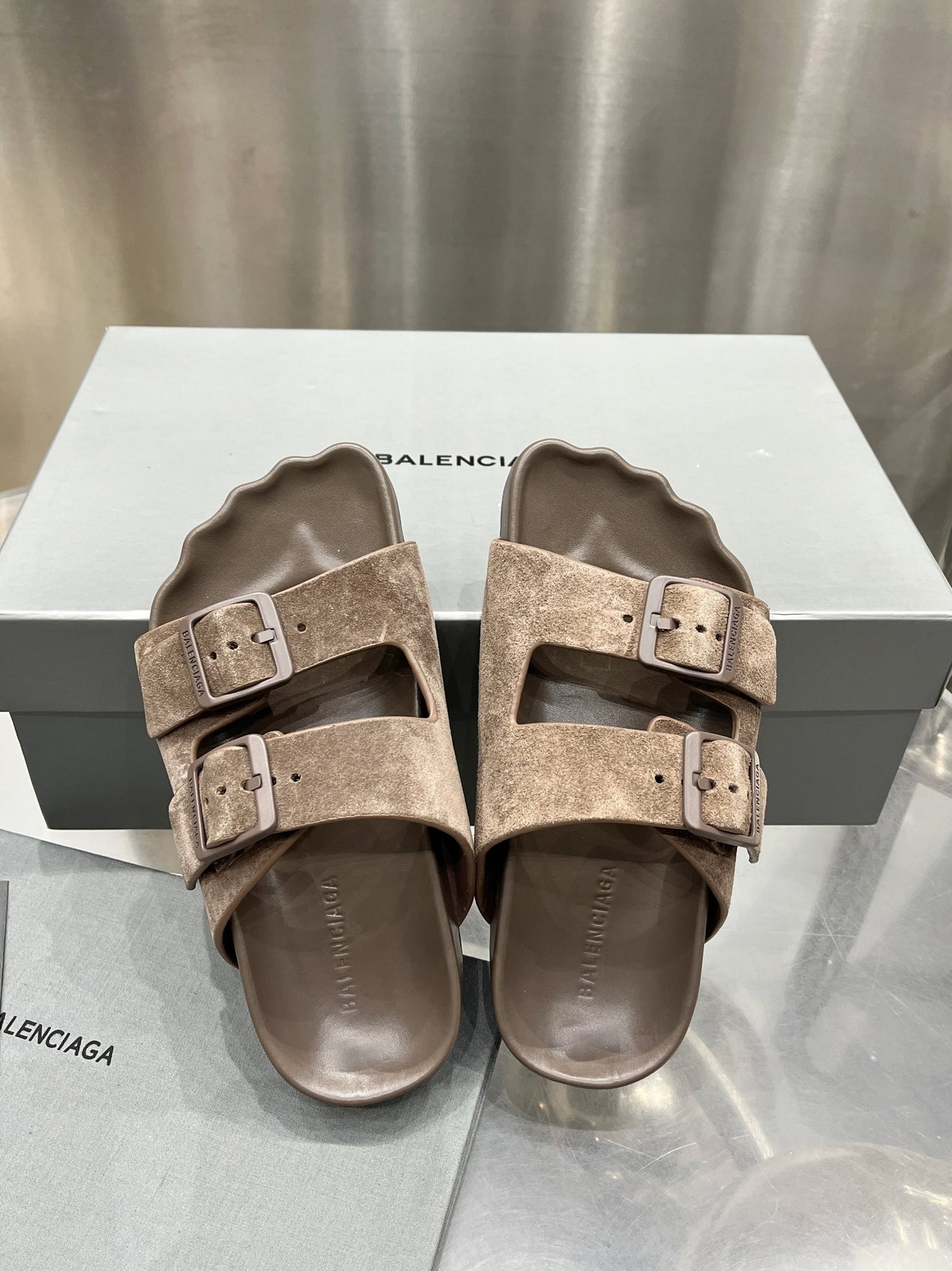 빙 셀러/BALENCIAGA 슬리퍼