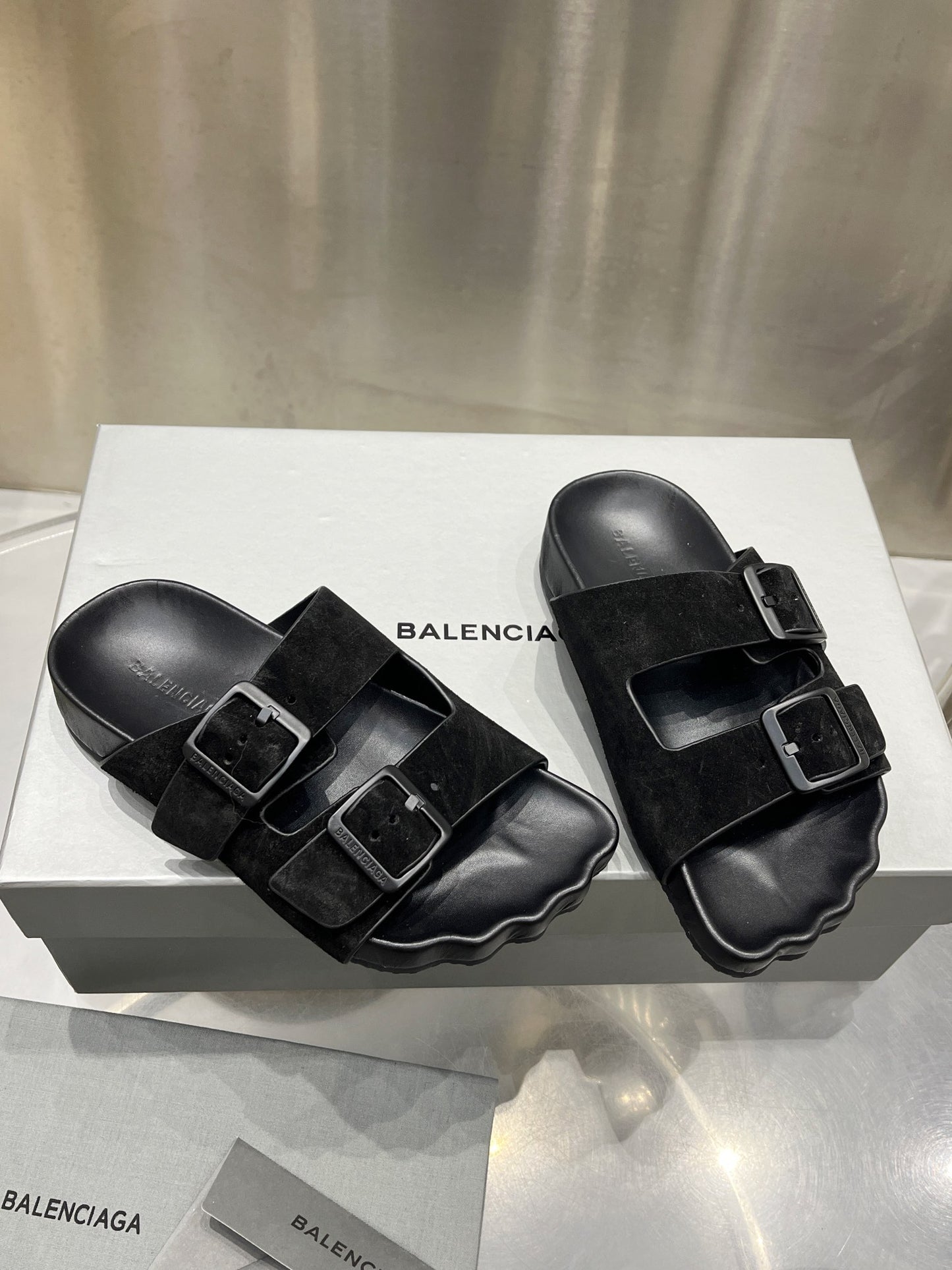 빙 셀러/BALENCIAGA 슬리퍼