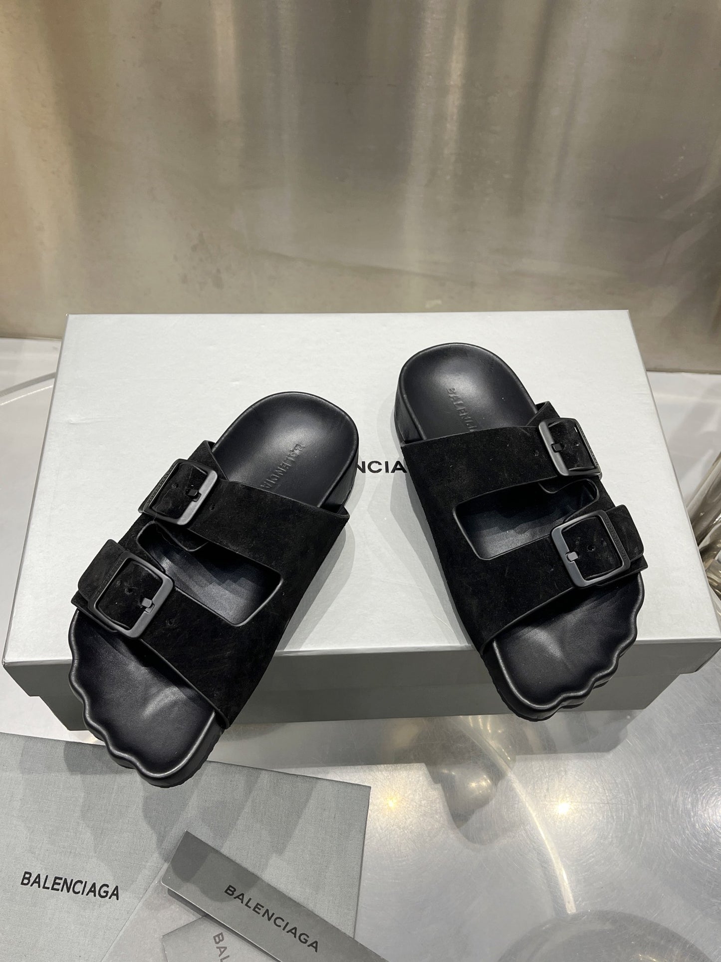 빙 셀러/BALENCIAGA 슬리퍼