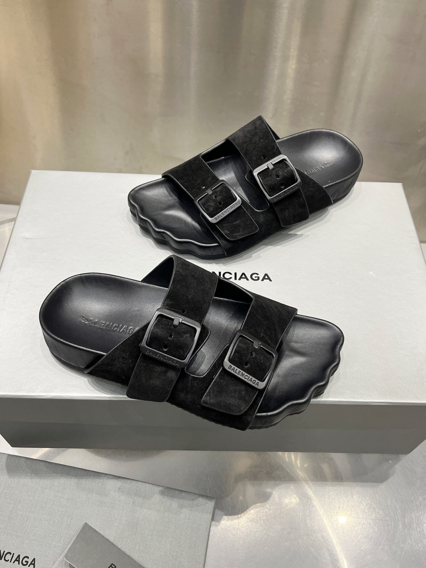 빙 셀러/BALENCIAGA 슬리퍼