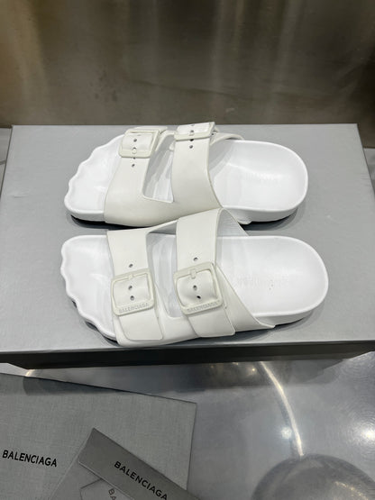 빙 셀러/BALENCIAGA 슬리퍼