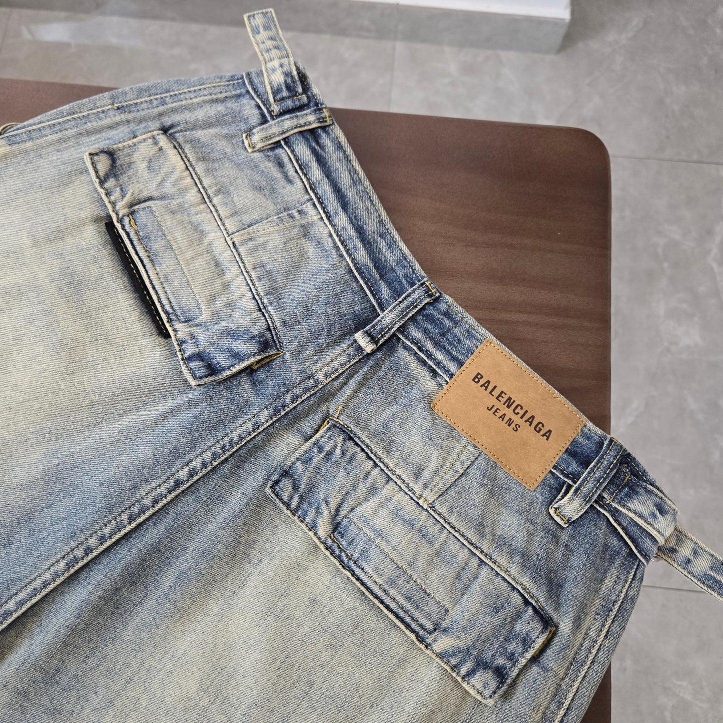 GTR/발렌시아가 남성 탈부착 가능한 멀티포켓 작업복 청바지