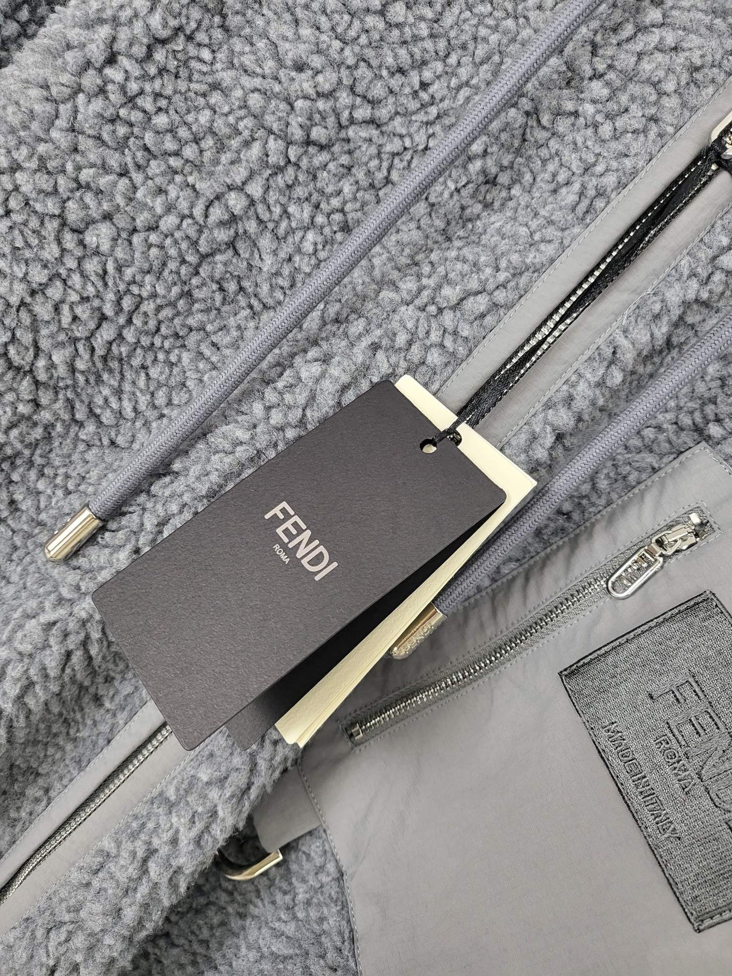 GTR/펜디 남성 털 후드 코트