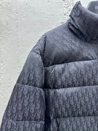 체인2호/디올 다크 무늬 로고 패딩 아우터