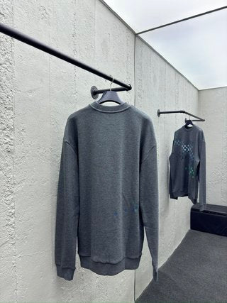 체인2호/루이비통 그라데이션 자수 라운드 맨투맨