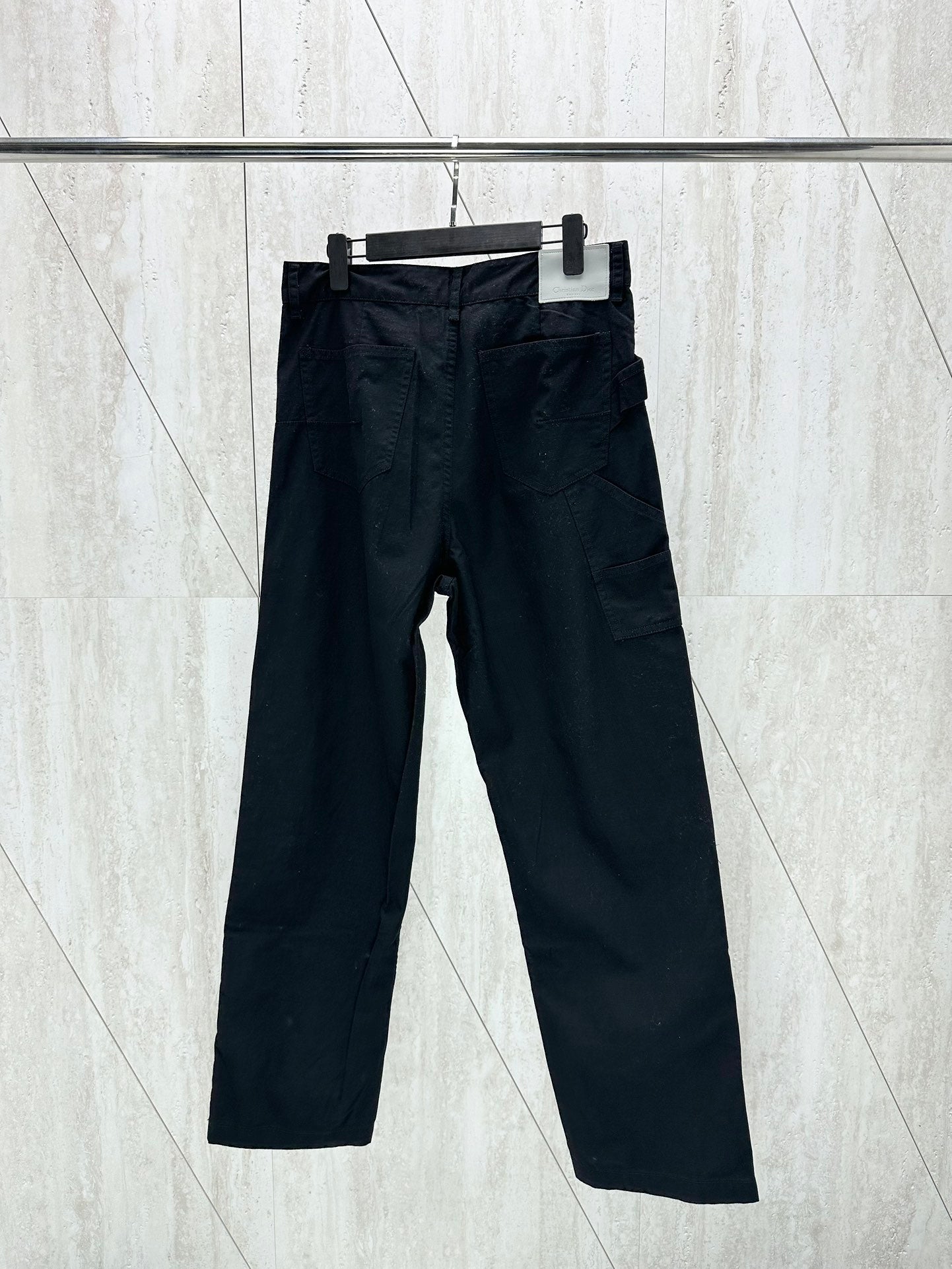 체인2호/디올 남성 24Fw 버클 자수 롱 팬츠