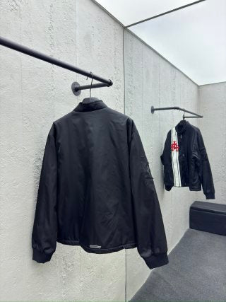 체인2호/크롬하츠 남성 흑백 접합 빨간색 십자가 솜옷 외투