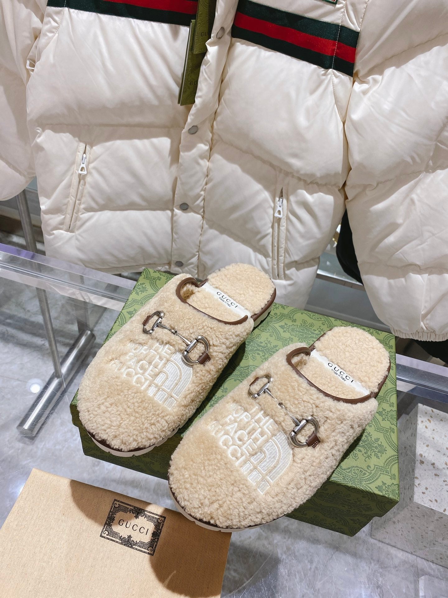 빙 셀러/구찌 남여 반 슬리퍼