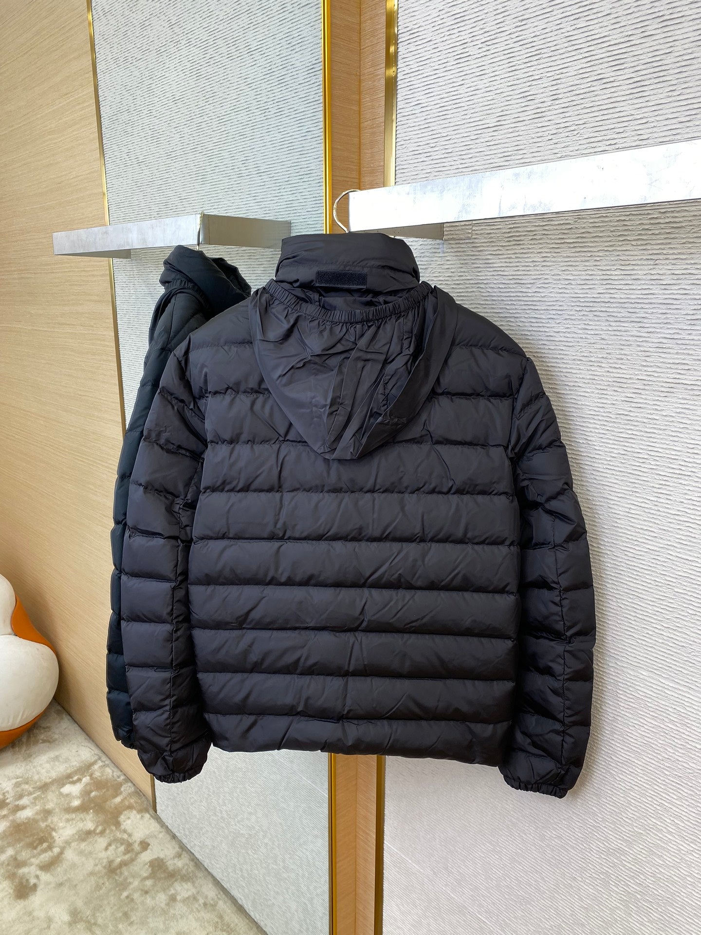 체인2호/프라다 남성 패딩 코트