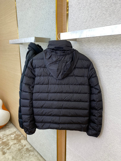 체인2호/프라다 남성 패딩 코트