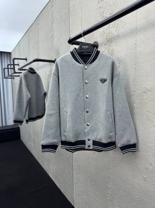 체인2호/ 프라다 남성 양면 야구복 코트