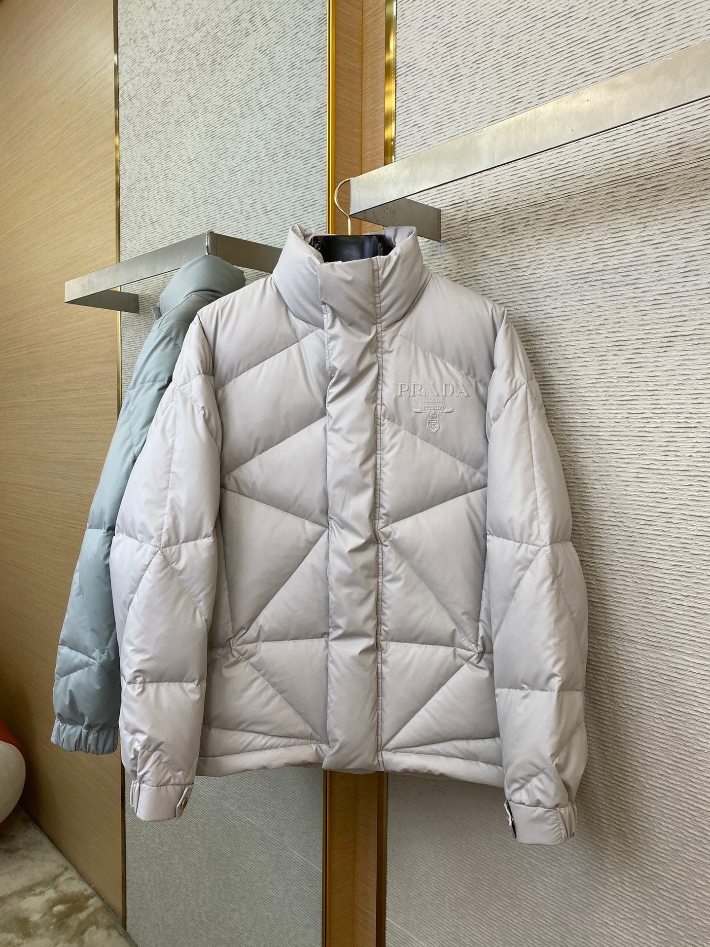 체인2호/프라다 남여 다운 재킷
