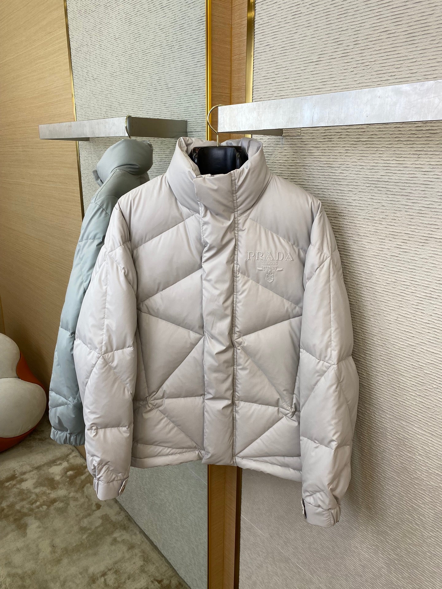 체인2호/프라다 남여 다운 재킷