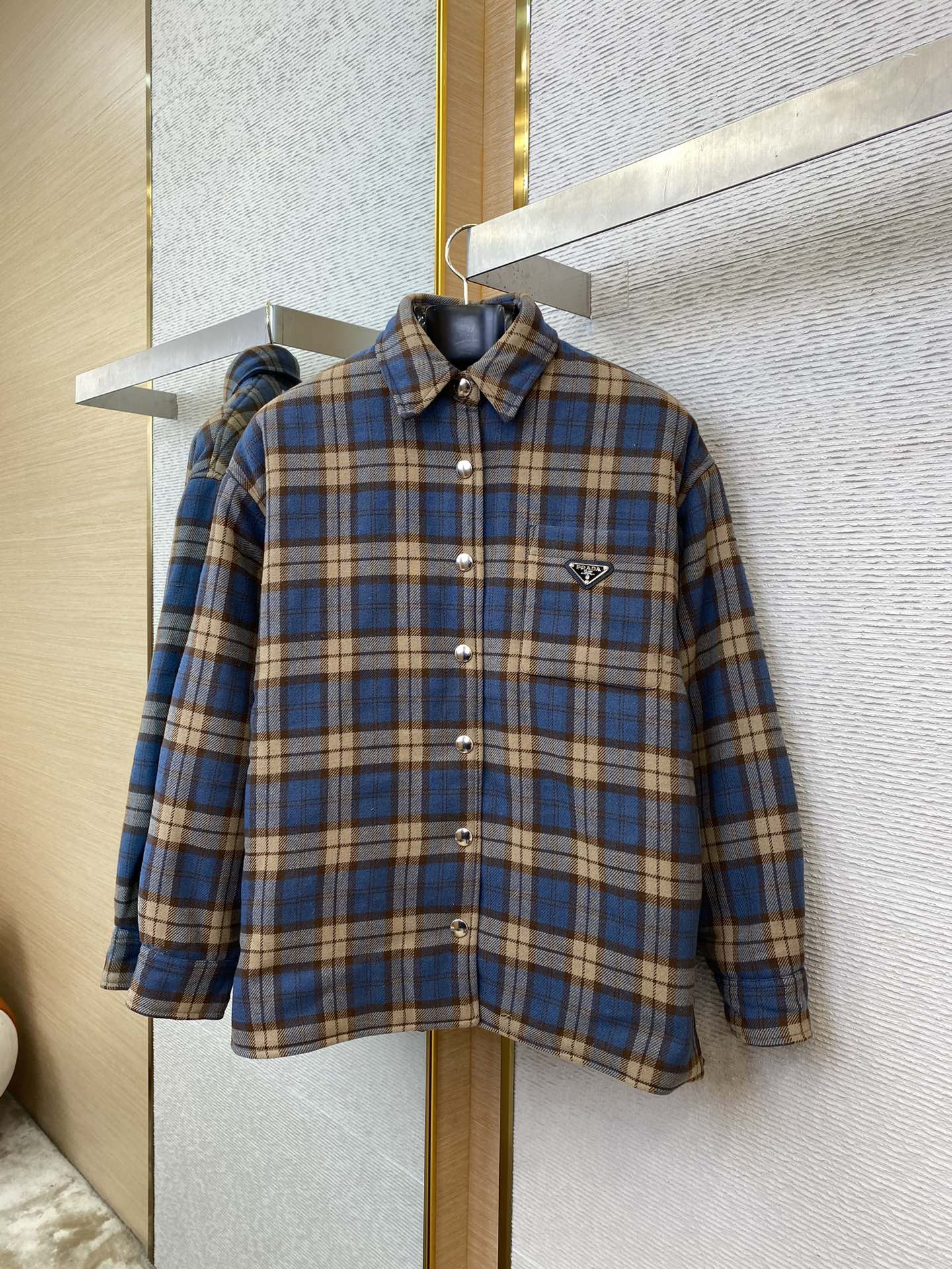 체인2호/프라다 남성 무늬 코트 면복