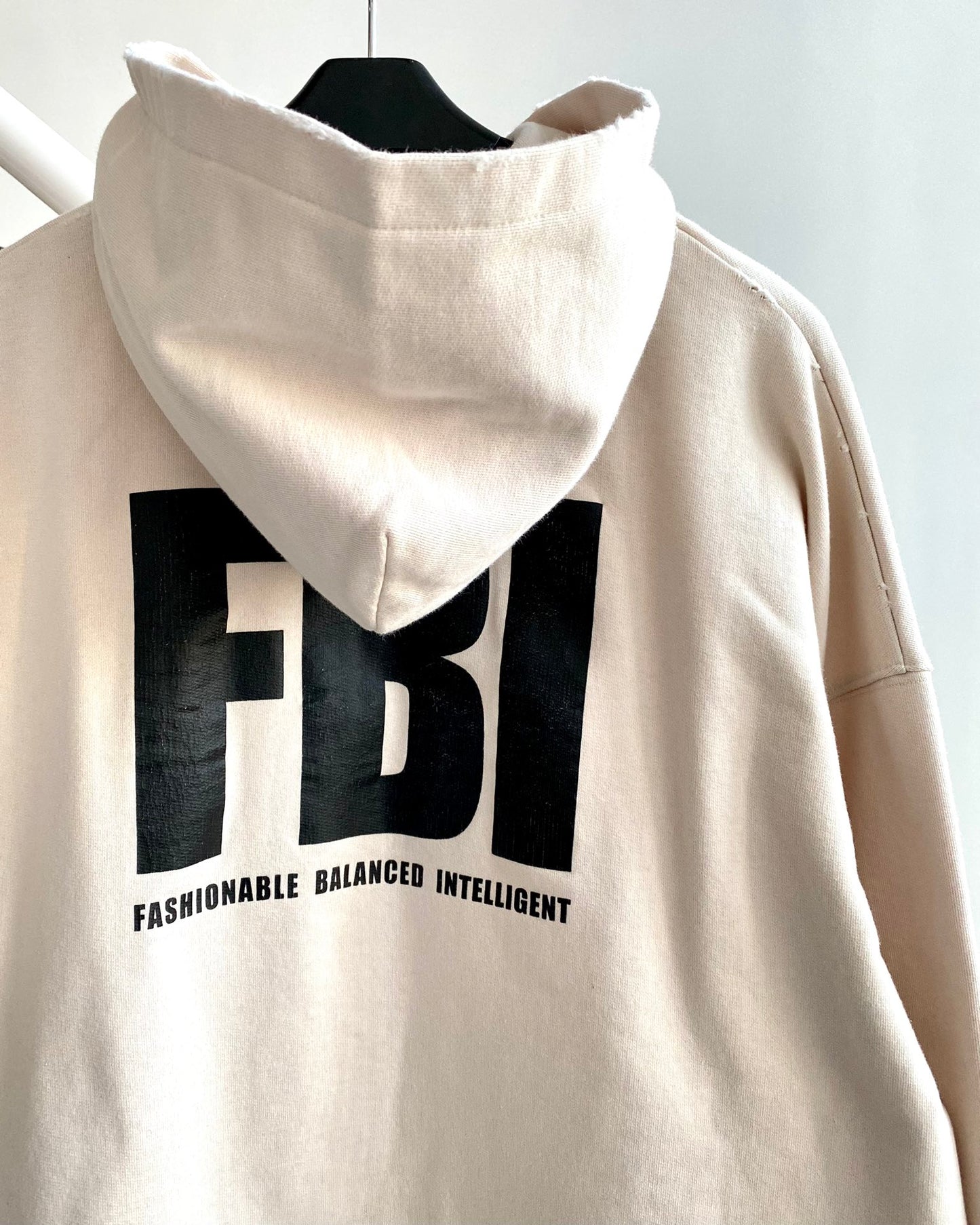 계단집/발렌시아가 남성 FBI 지퍼 후드티