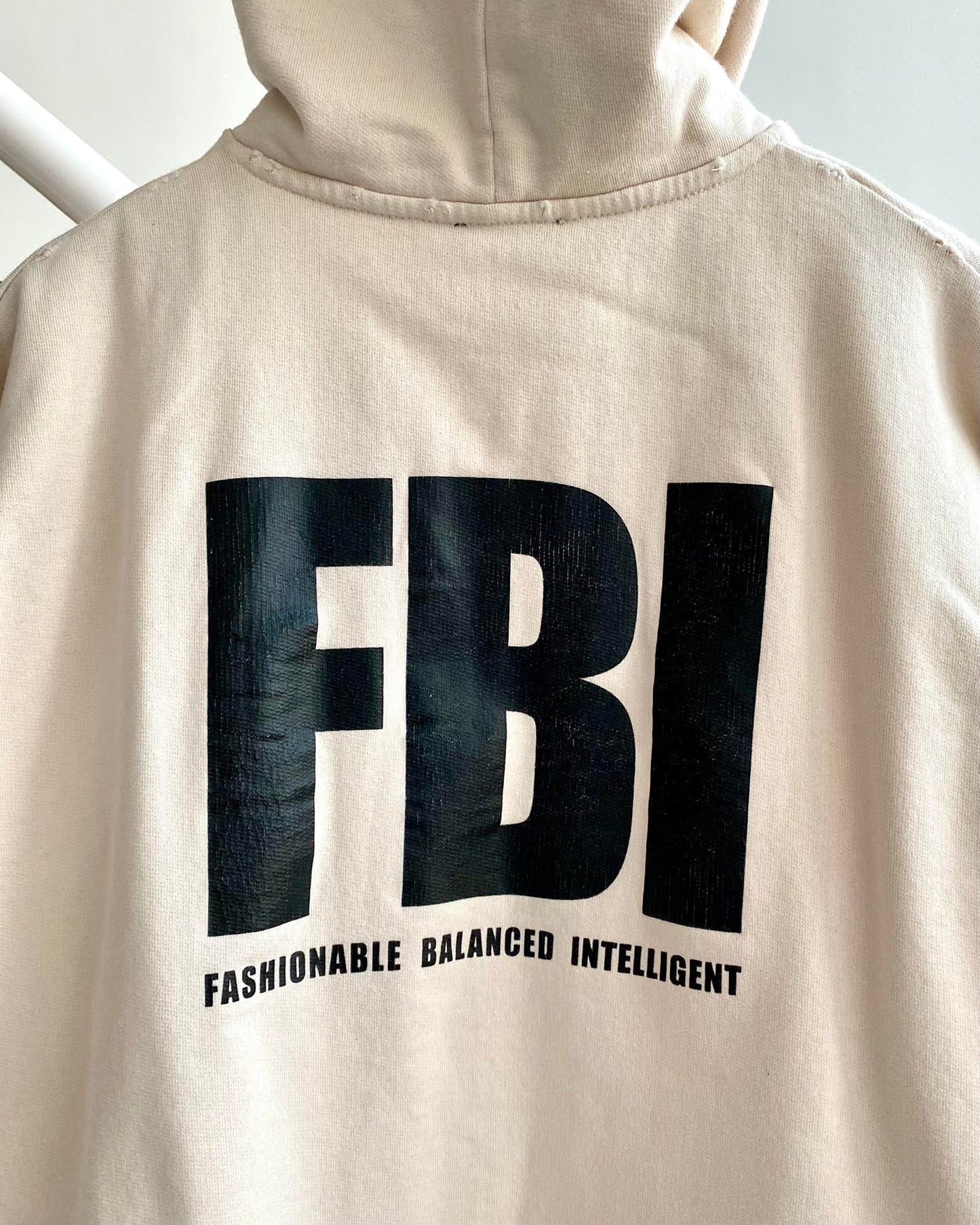 계단집/발렌시아가 남성 FBI 지퍼 후드티
