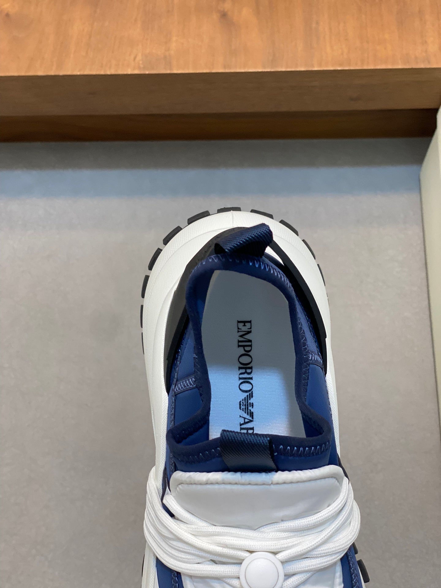 빙 셀러/Armani 남성 운동화