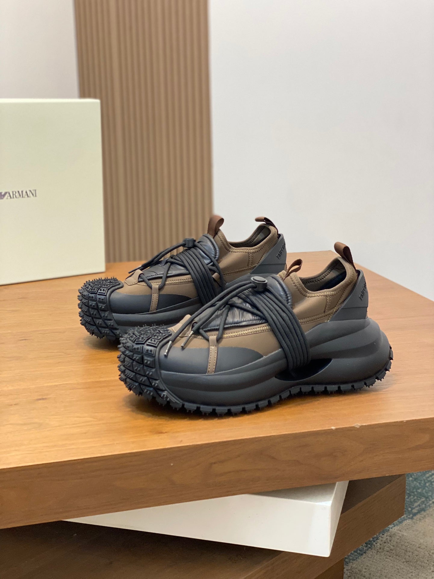 빙 셀러/Armani 남성 운동화